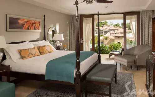 Sandals Grenada Resort & Spa-South Seas Honeymoon Poolside Hideaway Walkout Junior Suite with Patio Tranquility Soaking Tub 2_7657 Sandals Grenada Resort & Spa-South Seas Honeymoon Poolside Hideaway Walkout Junior Suite with Patio Tranquility Soaking Tub 2_7657